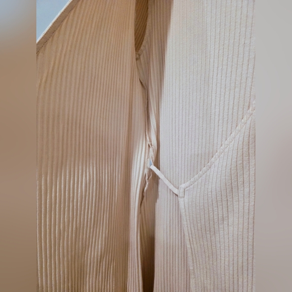 & Other Stories Cream Ribbed Wrap Robe - Picture 8 of 12